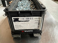 Würth 15.22kg zeskantmoer m8 in stapelbare bak - afbeelding 2 van  6