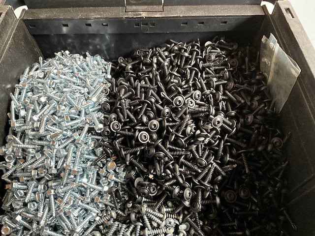 Würth 15.23kg assorti bevestigingsmaterialen in stapelbare bak - afbeelding 2 van  8