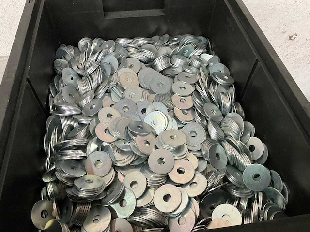 Würth 15.28 kg carrosseriering 4 x 30 x 1,5 in stapelbare bak - afbeelding 3 van  5