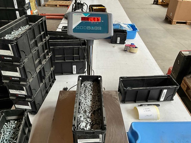 Würth 15.37kg ring grote buitendiameter d8,4 in stapelbare bak - afbeelding 4 van  6