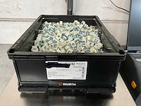 Würth 15.81 kg catch nut 16x11,8/29x12,7 in stapelbare bak - afbeelding 1 van  6