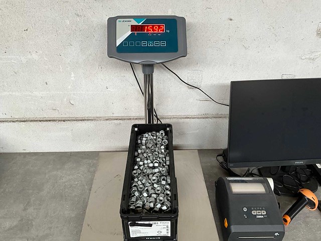 Würth 15.92 kg zeskantmoer m12 in stapelbare bak - afbeelding 2 van  5