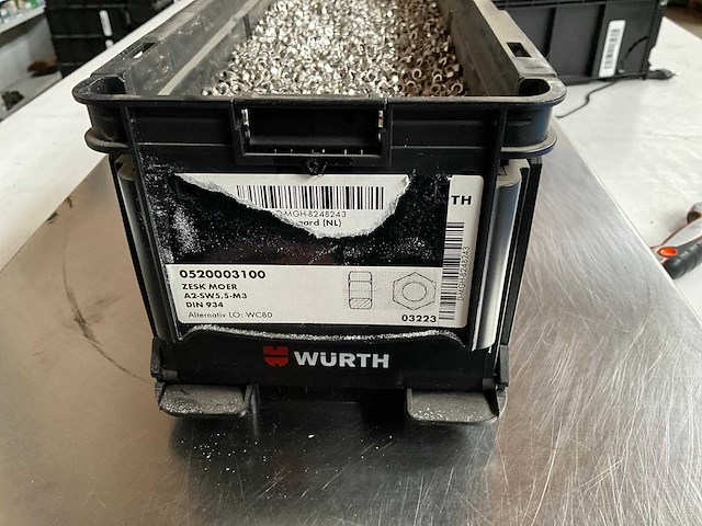 Würth 17.44kg zeskantmoer m3 in stapelbare bak - afbeelding 4 van  6