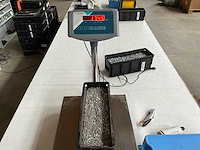 Würth 17.44kg zeskantmoer m3 in stapelbare bak - afbeelding 6 van  6