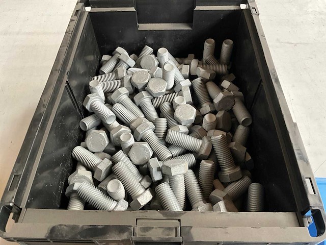 Würth 19.17kg schroef zeskantkop met voldraad m20x50 in stapelbare bak - afbeelding 6 van  6