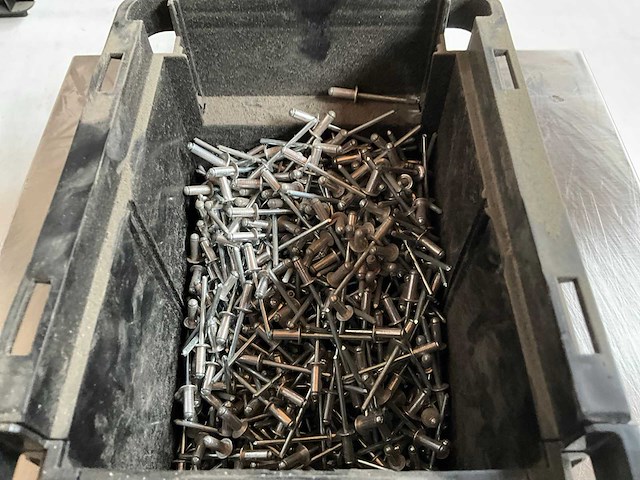 Würth 1.96kg blindklinknagel alu 5,0-6,5/4x10 in stapelbare bak - afbeelding 3 van  6