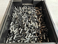 Würth 19.93kg blindklinknagel platbolkop 7,9x25 4-klb 7,9x11,1 in stapelbare bak - afbeelding 3 van  5