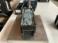 Würth 20.31kg profiel, glijmoeren en glijvlak m8 25x20x8 nzg in stapelbare bak