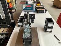 Würth 20.31kg profiel, glijmoeren en glijvlak m8 25x20x8 nzg in stapelbare bak - afbeelding 4 van  7