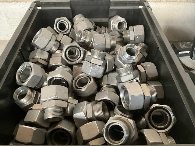 Würth 20.86 kg busonderdeel in stapelbare bak - afbeelding 3 van  6