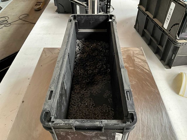 Würth 2.08kg asborgring d5,0 in stapelbare bak - afbeelding 1 van  6