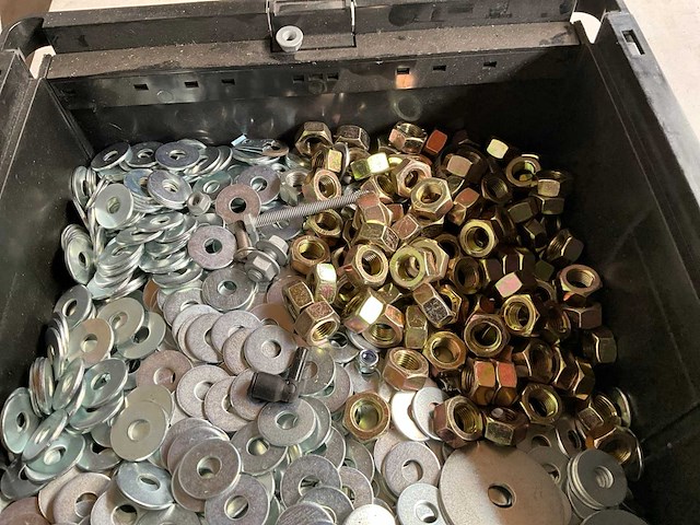 Würth 21.53kg assorti bevestigingsmateriaal in stapelbare bak - afbeelding 6 van  7