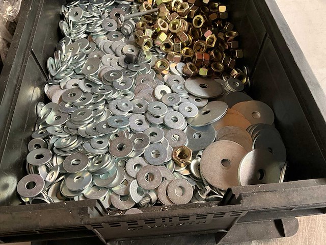Würth 21.53kg assorti bevestigingsmateriaal in stapelbare bak - afbeelding 7 van  7