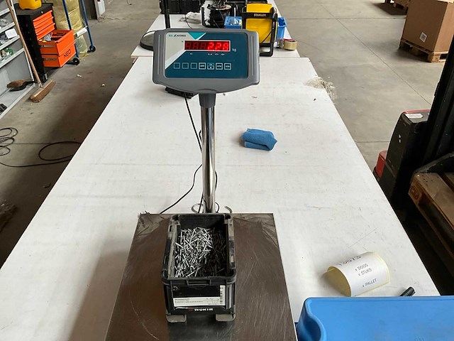 Würth 2.28kg blindklinknagel platbolkop alu 4,0-8,0/3,2x11 in stapelbare bak - afbeelding 4 van  6