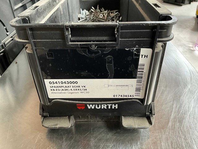 Würth 2.34kg spaanplaatschroef 4,5 x 45 in stapelbare bak - afbeelding 2 van  5