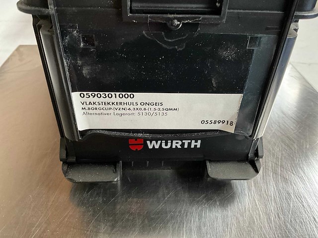 Würth 2.36kg vlakstekkerhuls 6,3x0,8 in stapelbare bak - afbeelding 3 van  6