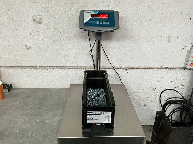 Würth 2.60 kg plaatschroef cilinderkop 3,5 x 13 in stapelbare bak - afbeelding 2 van  5