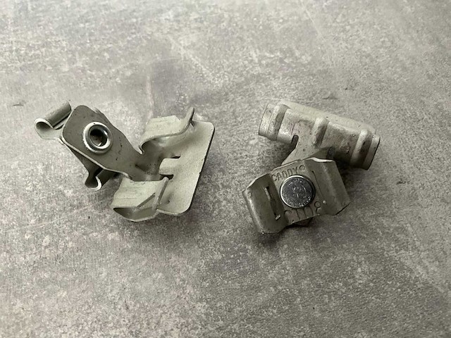 Würth 2.64 kg bevestigingsklem/kabelhouder caddy in stapelbare bak - afbeelding 4 van  6