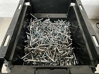 Würth 2.76 kg blindklinknagel alu 5,0-6,5 4x10 in stapelbare bak - afbeelding 1 van  3