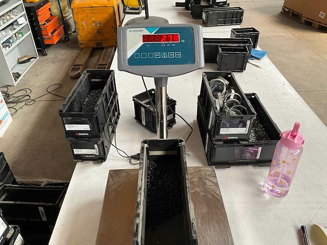 Würth 2.79kg lbk schroef m4 x 16 in stapelbare bak - afbeelding 4 van  6