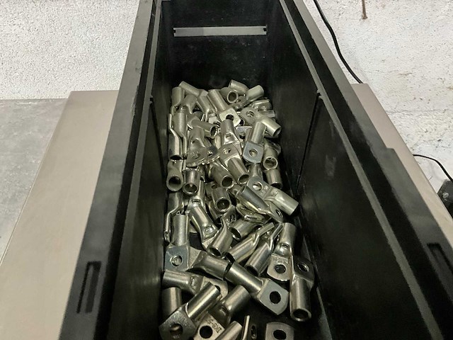 Würth 2.97 kg krimp-kabeloog m8x50,0 in stapelbare bak - afbeelding 3 van  5