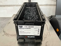 Würth 3.07 kg neopreen blindklinkmoer pbk 7,9x12,6 m4 in stapelbare bak - afbeelding 1 van  4
