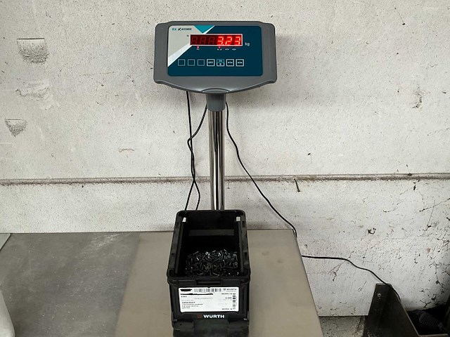 Würth 3.23 kg verzonken schroef m4 x 16 in stapelbare bak - afbeelding 3 van  5