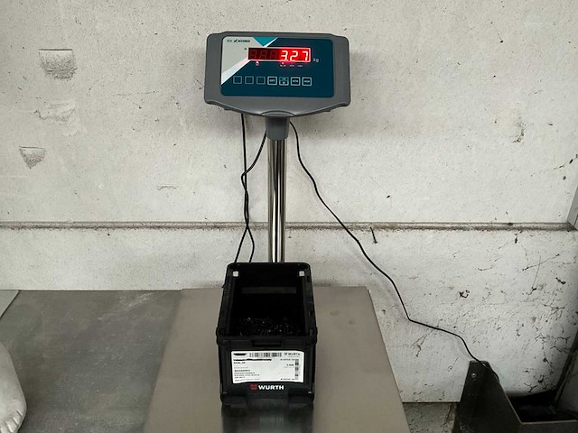 Würth 3.27 kg zeskanttapbout m5 x 16 in stapelbare bak - afbeelding 3 van  5