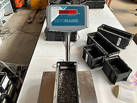 Würth 3.54kg plaatschroef 4,2 x 16 in stapelbare bak - afbeelding 4 van  6