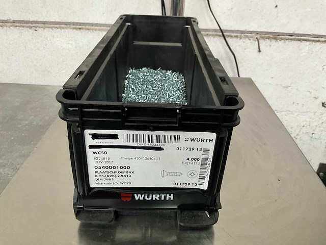 Würth 3.56 kg plaatschroef bvk 2,9 x 13 in stapelbare bak - afbeelding 1 van  5