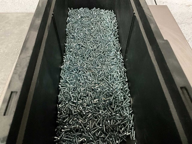 Würth 3.56 kg plaatschroef bvk 2,9 x 13 in stapelbare bak - afbeelding 3 van  5