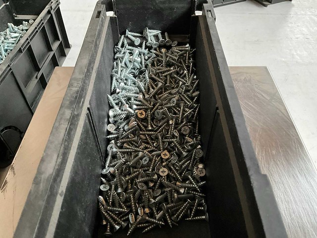 Würth 3.58kg plaatschroef verzonken kop 5x25 in stapelbare bak - afbeelding 3 van  6