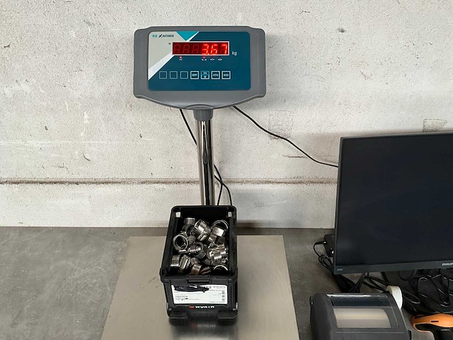 Würth 3.67 kg slangklem 16/27 in stapelbare bak - afbeelding 2 van  6