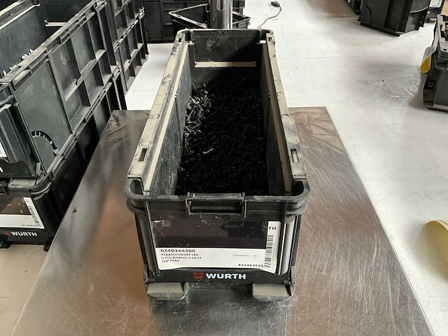 Würth 3.74kg plaatschroef lbk 3,5 x 25 in stapelbare bak - afbeelding 1 van  6