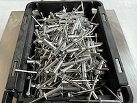 Würth 3.77kg blindklinknagel bolkop alu 12,5-16,0/4,8x21 in stapelbare bak - afbeelding 2 van  4