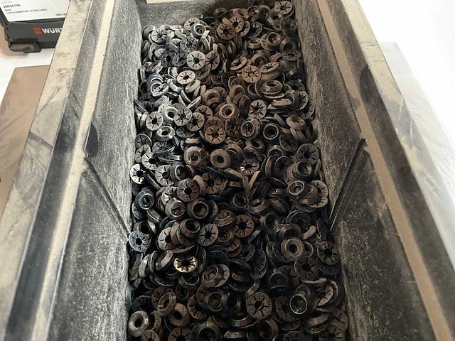 Würth 4.00kg rozetten zwart 4,8 in stapelbare bak - afbeelding 3 van  6