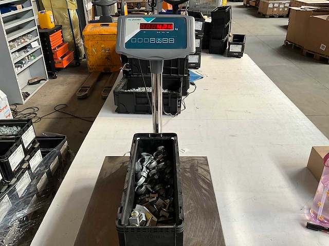 Würth 4.20kg assorti bevestigingsmateriaal in stapelbare bak - afbeelding 2 van  7