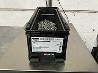 Würth 4.33 kg bolverzonken plaatschroef 4,2 x 25 in stapelbare bak rvs - afbeelding 1 van  5