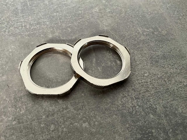 Würth 4.35 kg contramoer metrisch m32x1,5 in stapelbare bak - afbeelding 4 van  7