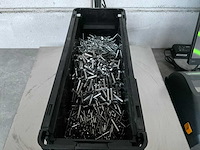 Würth 4.49 kg assorti blindklinknagels in stapelbare bak - afbeelding 1 van  8