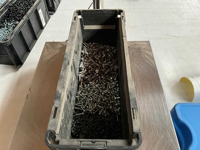Würth 4.54kg assorti schroeven in stapelbare bak - afbeelding 6 van  8
