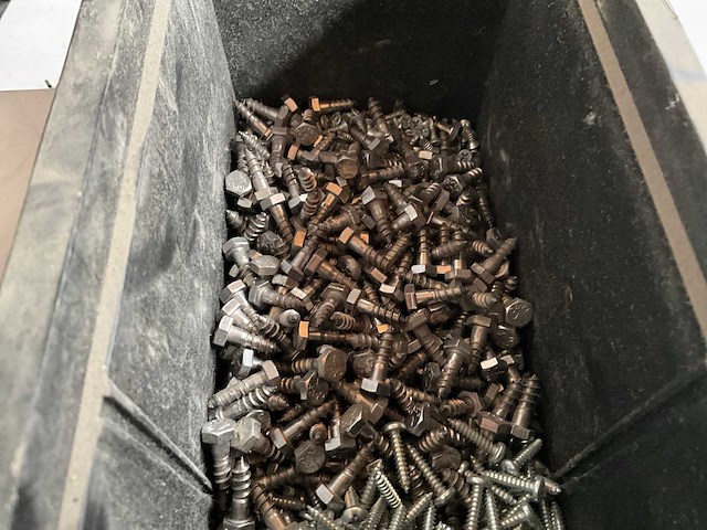 Würth 4.54kg assorti schroeven in stapelbare bak - afbeelding 8 van  8