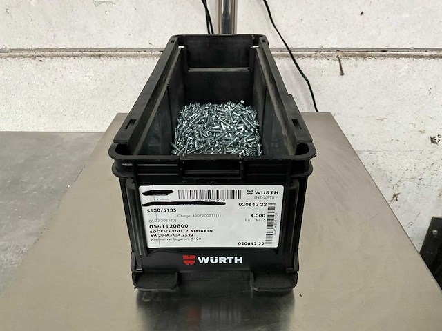 Würth 4.56 kg boorschroef platbolkop 4,2 x 22 in stapelbare bak - afbeelding 1 van  5