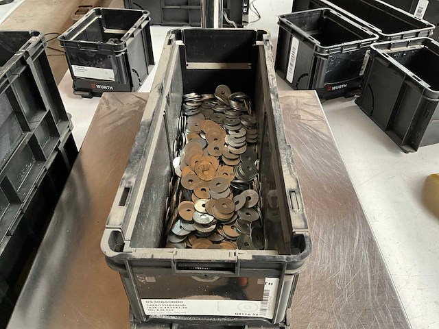 Würth 4.56kg carrosseriering 6,4 x 25 x 1,25 in stapelbare bak - afbeelding 1 van  5