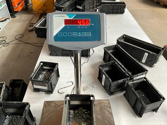 Würth 4.56kg carrosseriering 6,4 x 25 x 1,25 in stapelbare bak - afbeelding 4 van  5