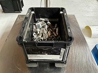 Würth 4.65kg krimp kabeloog m6x35qmm in stapelbare bak - afbeelding 1 van  5