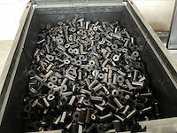 Würth 4.69 kg neopreen blindklinkmoer 9,6x21,5-m5 in stapelbare bak - afbeelding 2 van  4