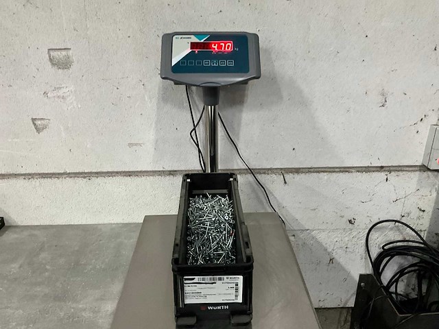 Würth 4.70 kg spaanplaatschroef verzonken kop 4,5 x 45 in stapelbare bak - afbeelding 2 van  5