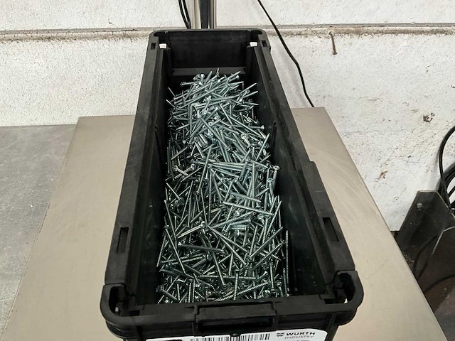 Würth 4.76 kg bolverzonken plaatschroef 3,5 x 50 in stapelbare bak - afbeelding 3 van  5