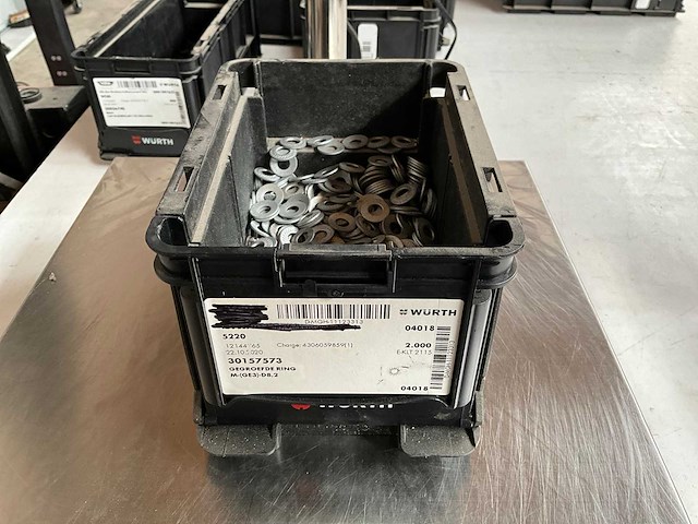 Würth 4.76kg gegroefde ring d8,2 in stapelbare bak - afbeelding 4 van  6